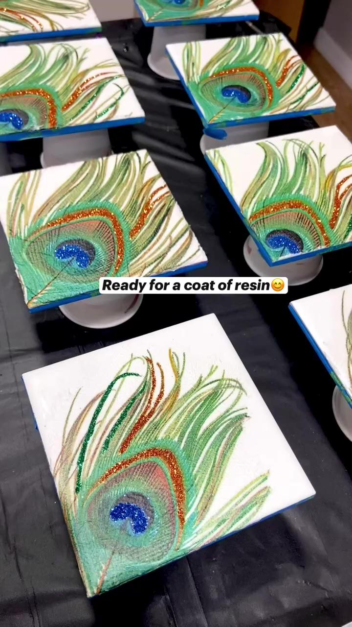 Adding glitter to peacock coasters | #mirror #art #painting #interior # bas relief