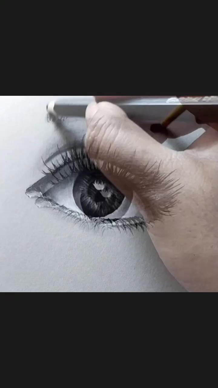 Realistic eye drawing tutorial; eye pencil drawing