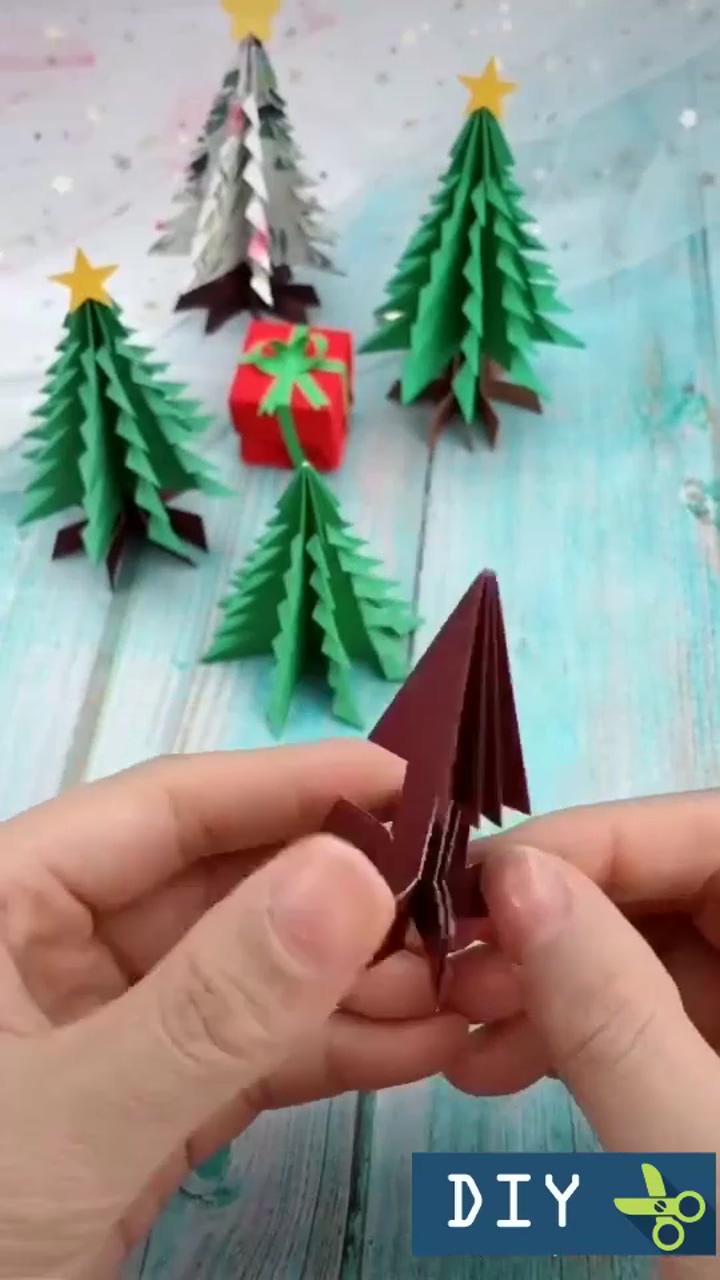 Beautiful christmas pine origami; advent crafts