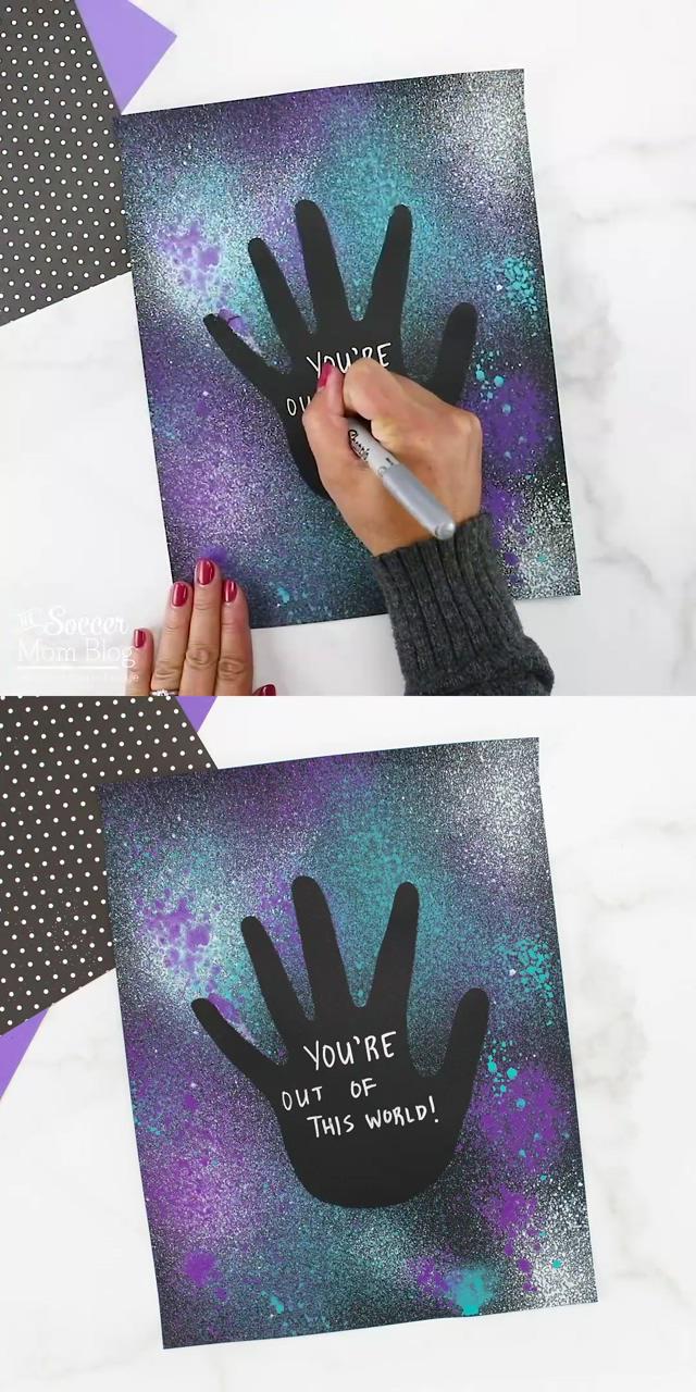Handprint "spray paint" art for kids | space crafts for kids