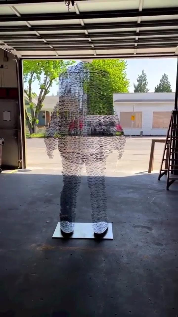 Mirror man | installation interactive