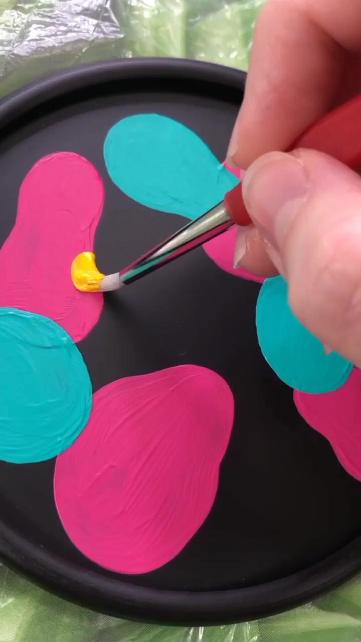 Learn how to make daisy | diy resin art
