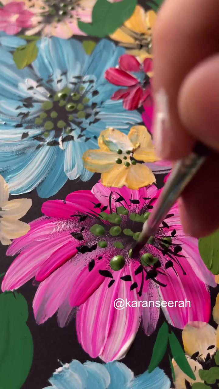 Learn to paint flowers; paint double shaded flowers