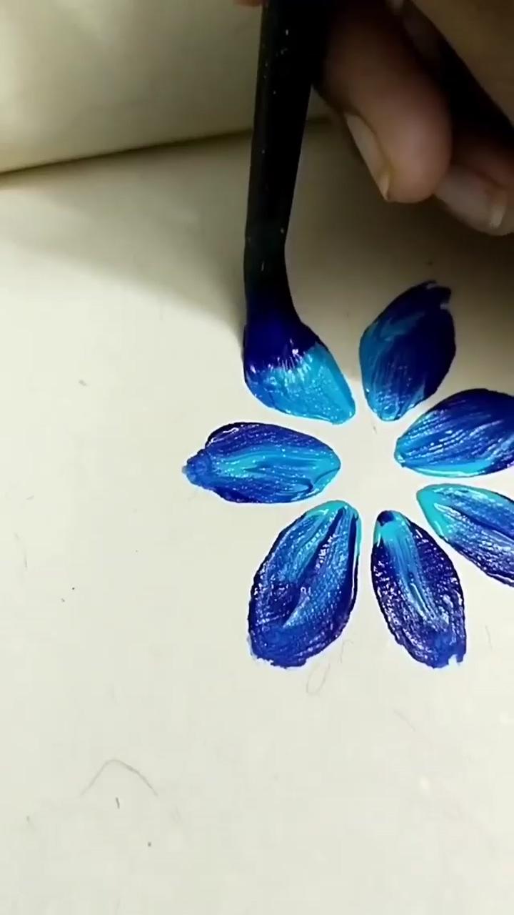 Some satisfying strokes; painting flowers tutorial