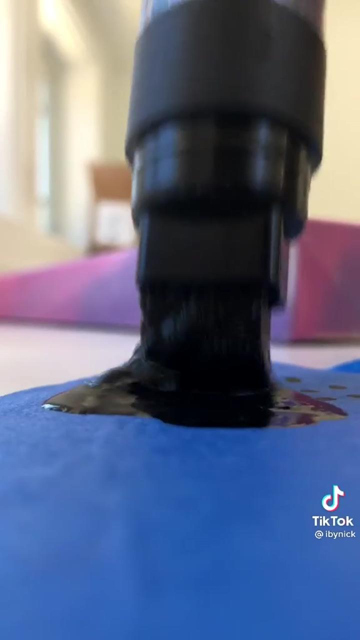 Nail art; oddly satisfying videos