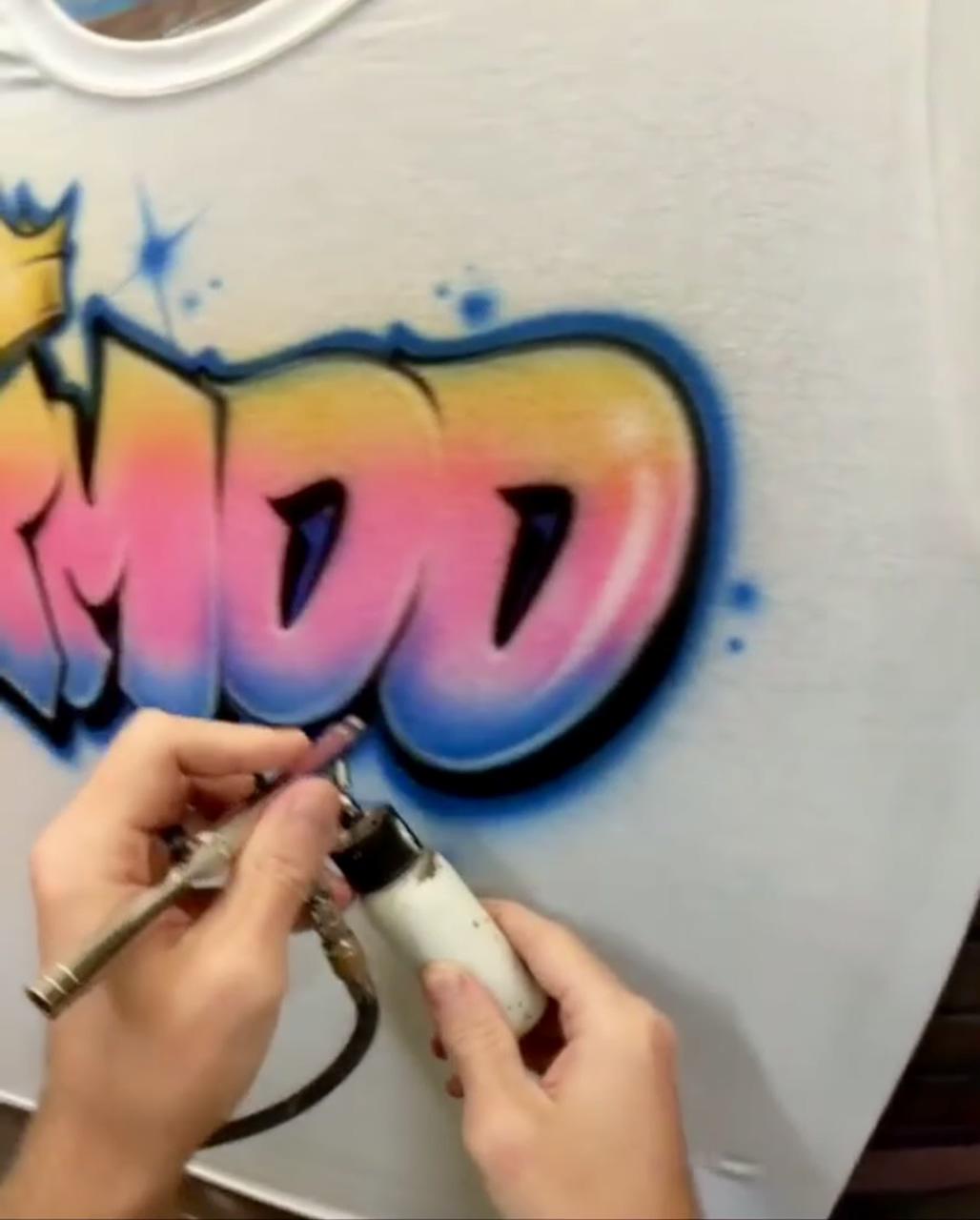 T-shirt spray painting / t-shirt design; air brush painting