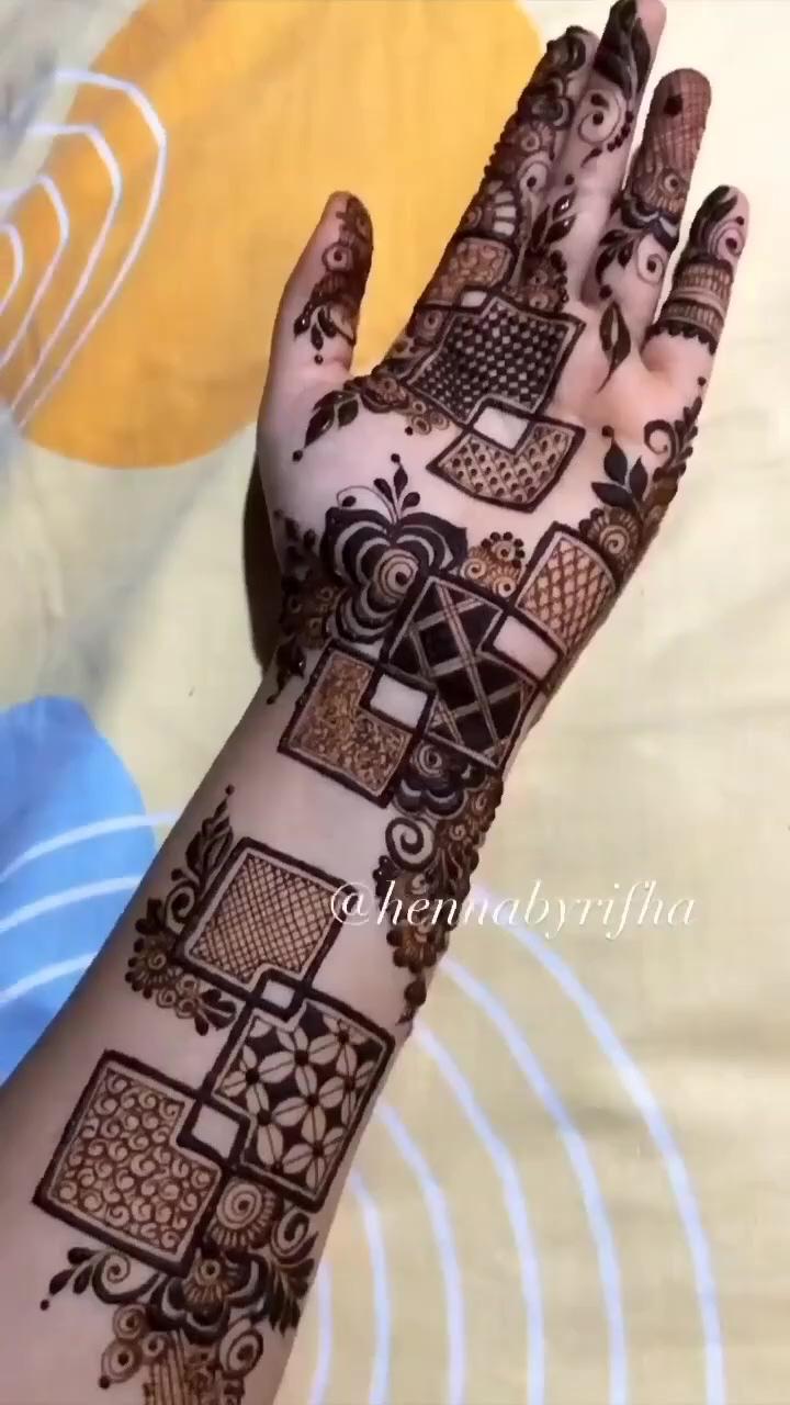 Beautiful mehendi design | free pencil drawing class - how to draw a house