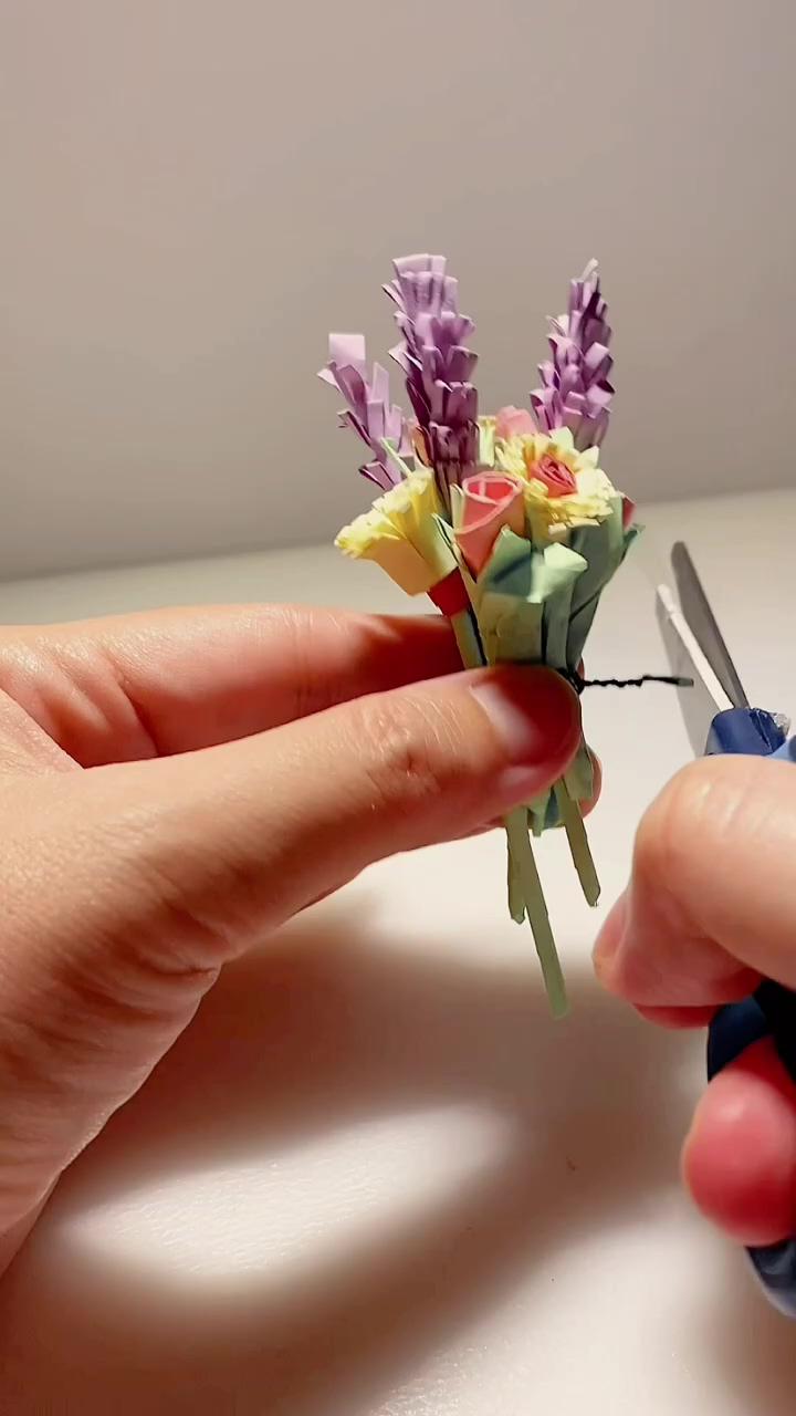 Cute gift idea - paper flower bouquet | diy gift ideas #diy #giftideas #diygift #asmr #love #diy