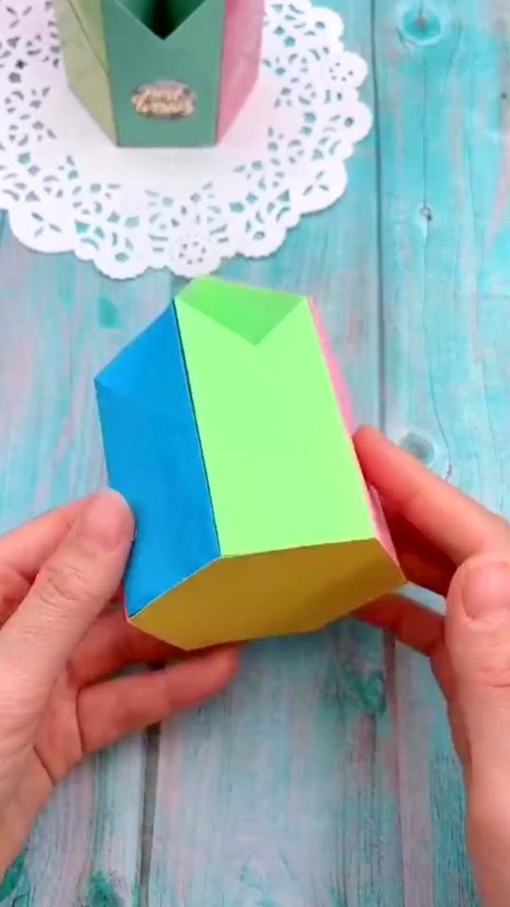 Easy origami pencil holder video tutorial | complete the rainbow hearts