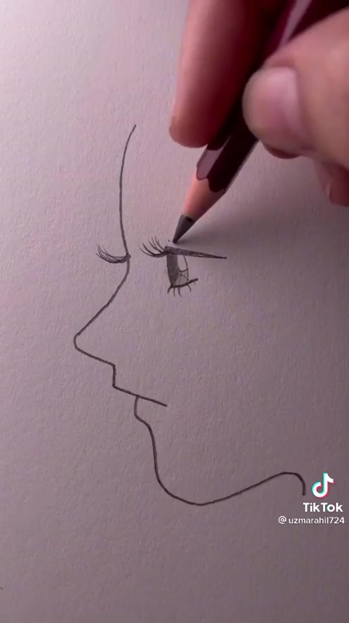 Girl drawing sketches; easy doodles drawings