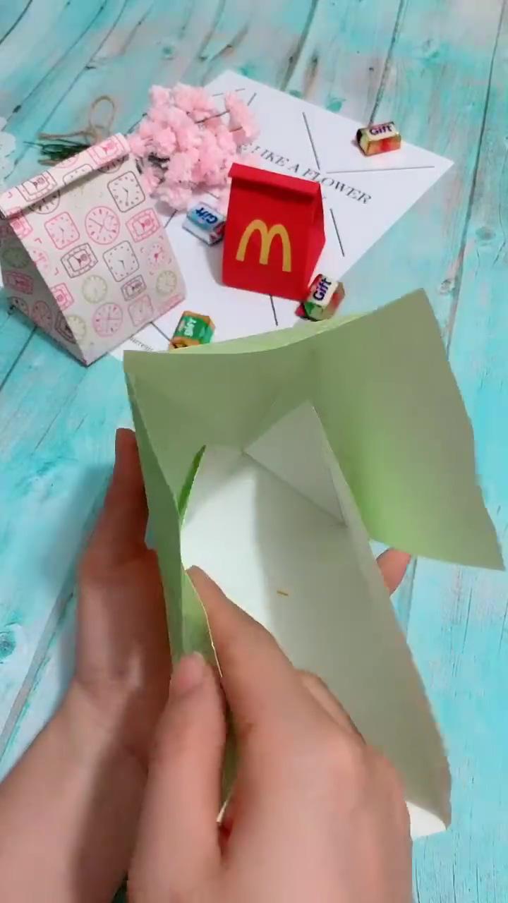 Pack a small bag; easy paper crafts diy