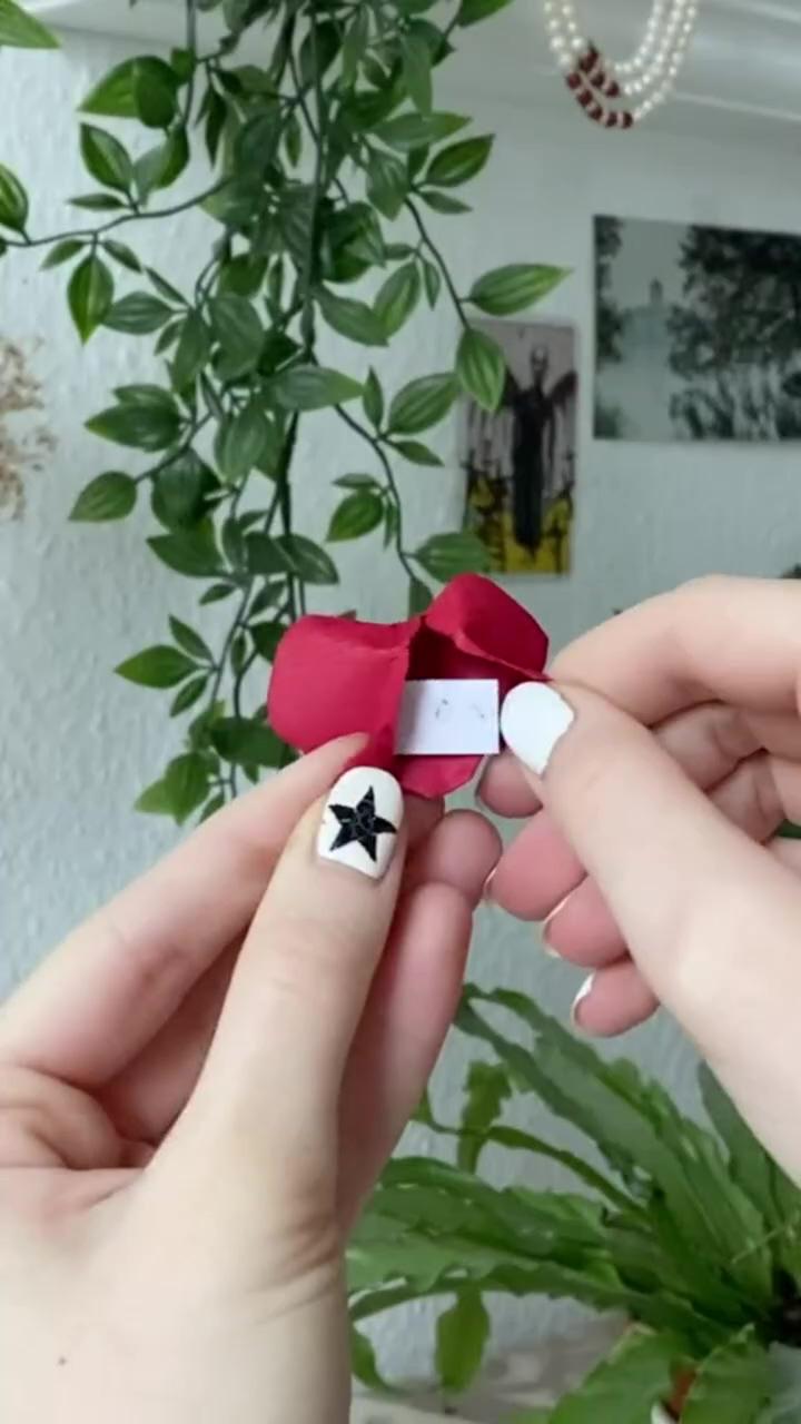 Valentine's day gift idea | easy paper crafts diy