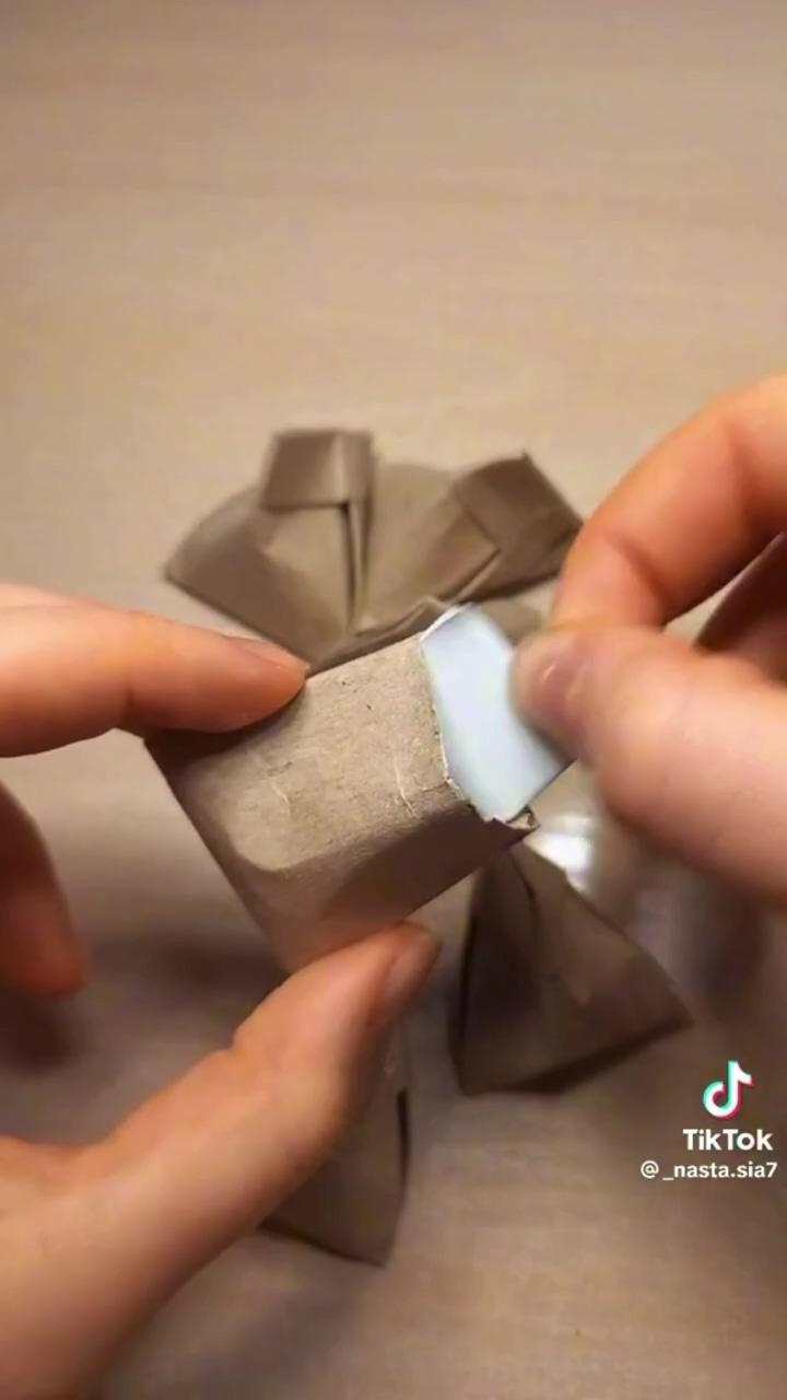Valentine's day gift idea; easy paper crafts diy