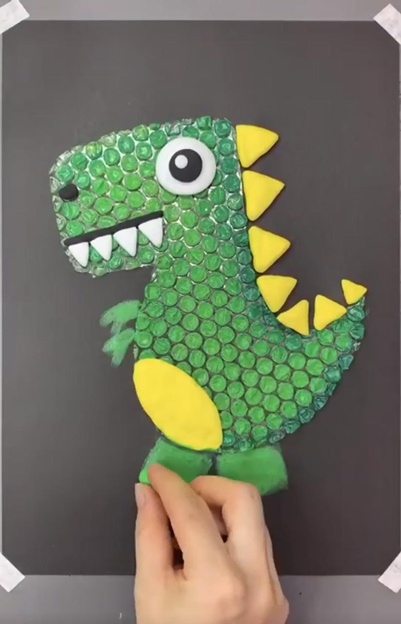 Look there are dinosaurs | preschool arts and crafts