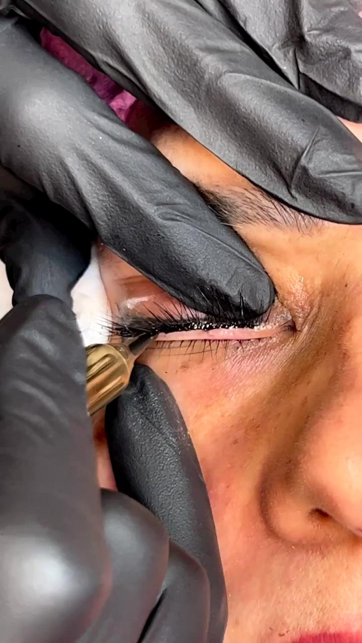 How to hold and stretch the skin on eyelids; semi permanent eyeliner