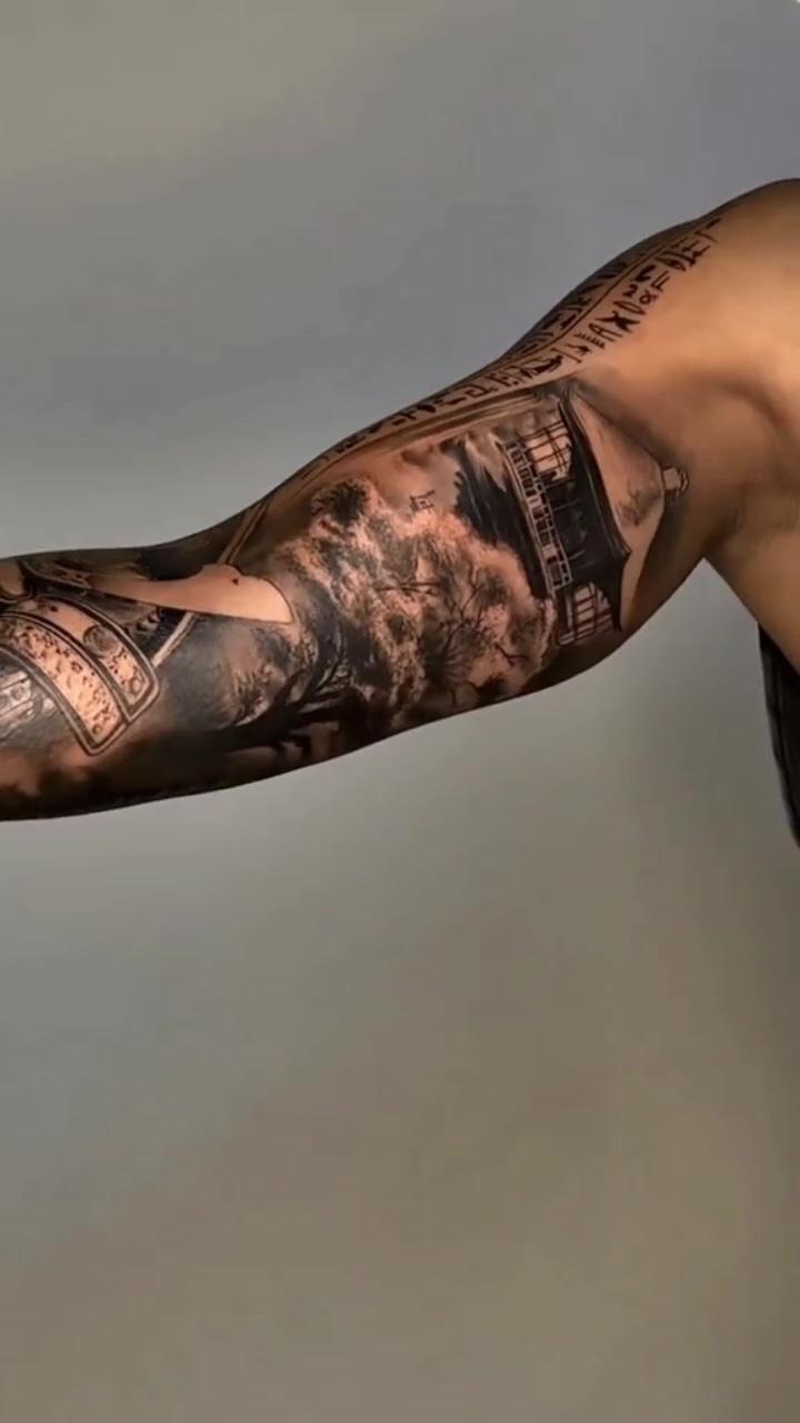 Best tattoo; men tattoos arm sleeve