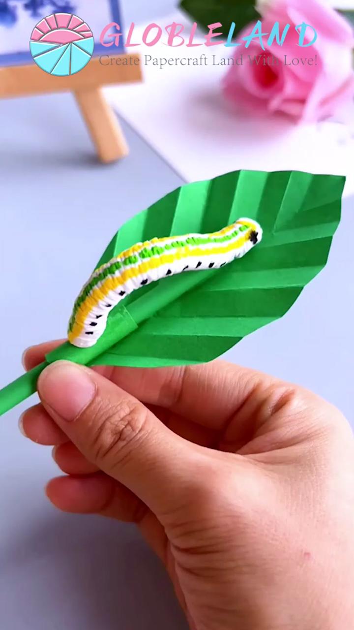 Diy moving caterpillar with paper; diy crafts for kids easy