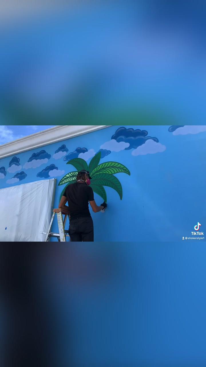 Mural spray paint graffiti palm tree; letters shoker style