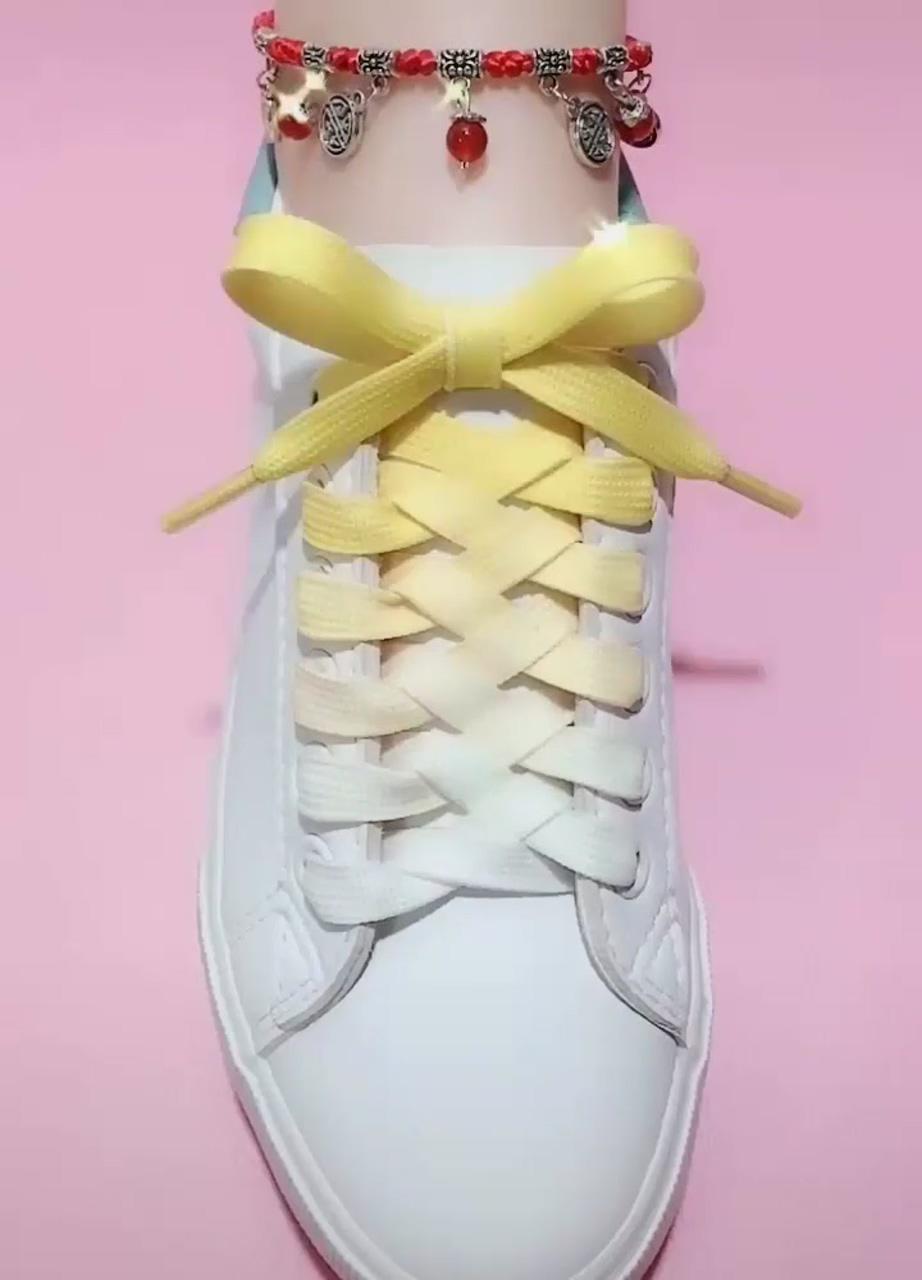 Smart ways to tie shoelaces; diy fashion hacks