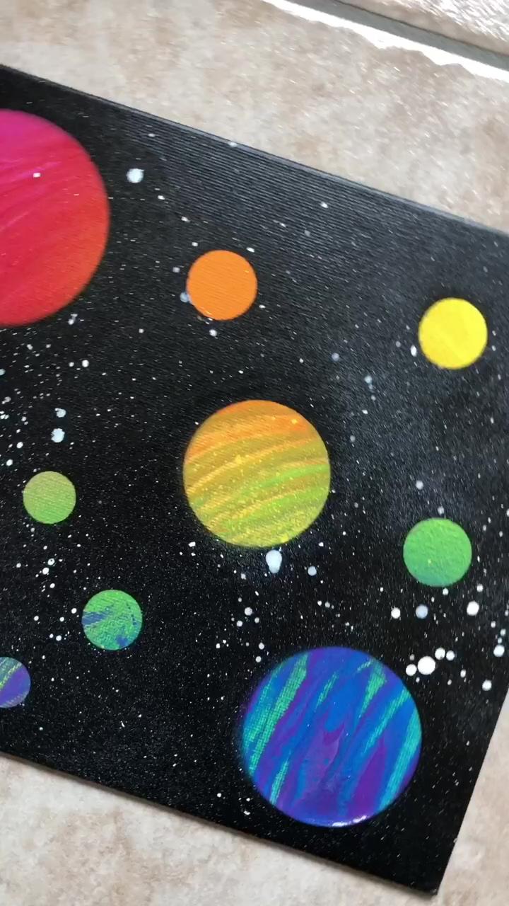 Spray paint planets; digital art drawing in procreate by ylanast, ipad art drawing inspiration