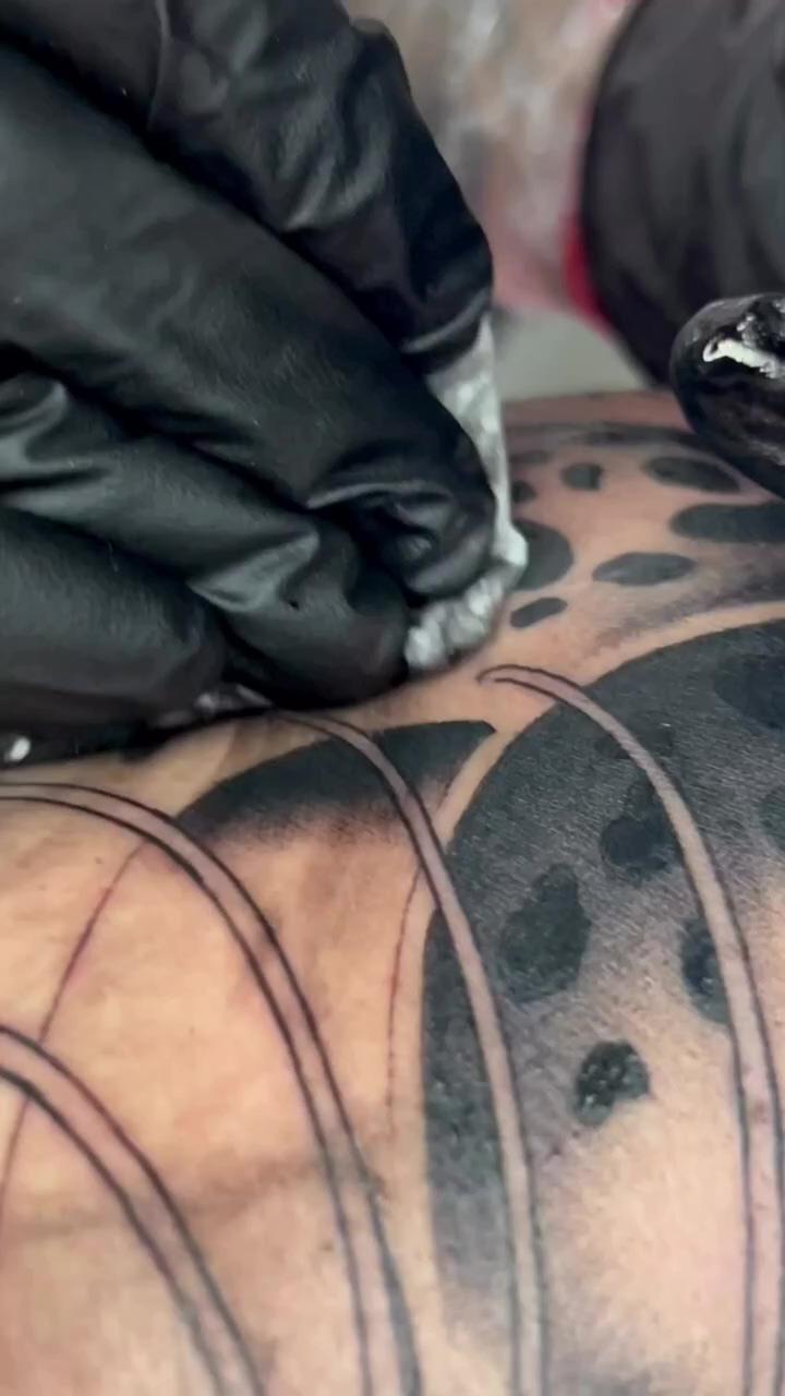 Tattoo shading technique; tattoo voltage speed differences 